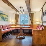 Juttashof Apartment