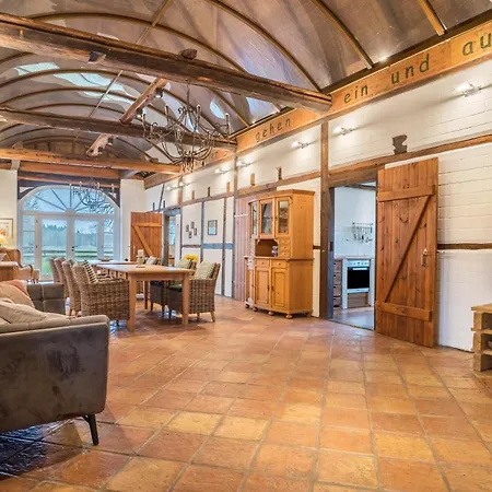 Juttashof アパート Camin